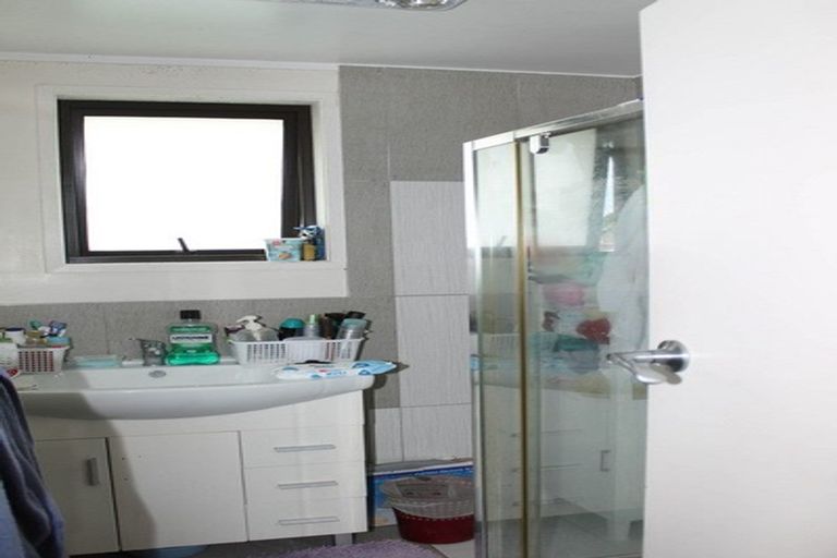 Photo of property in 11 Imrie Avenue, Mangere, Auckland, 2022