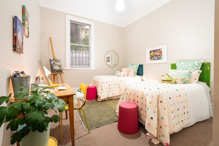 Photo of property in 64 Glenmore Street, Northland, Wellington, 6012