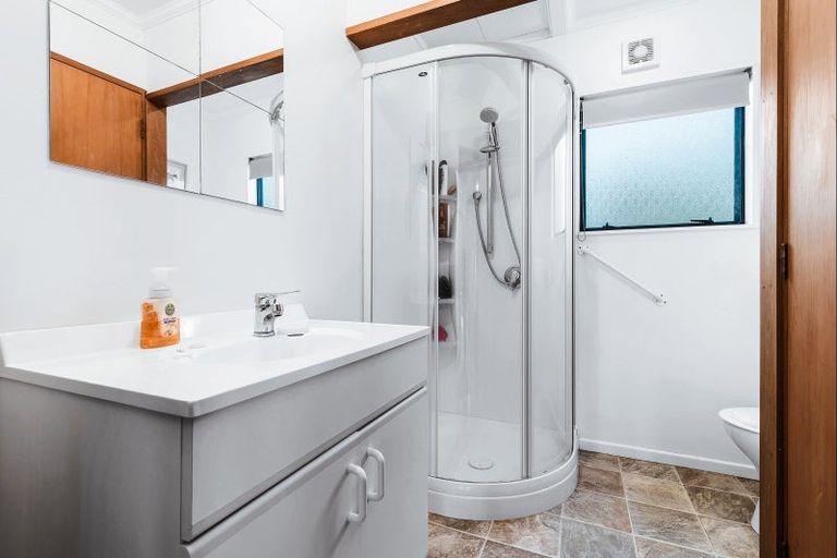 Photo of property in 4 Herea Avenue, Motuoapa, 3382