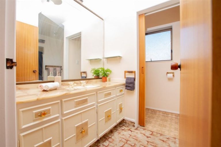 Photo of property in 12 Giblin Street, Richmond, 7020