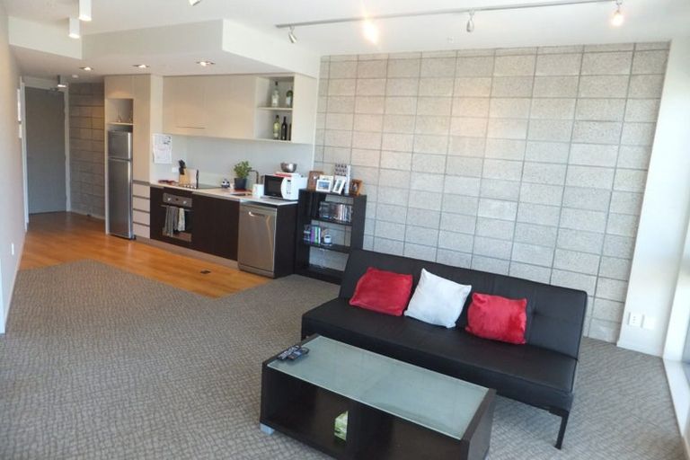 Photo of property in Masina Apartments, 214/80u Riddiford Street, Newtown, Wellington, 6021
