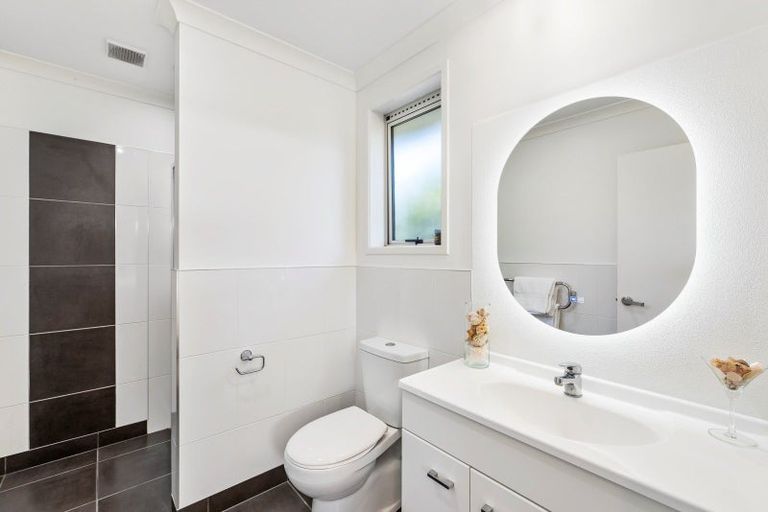 Photo of property in 22c Seychelles Drive, Papamoa Beach, Papamoa, 3118