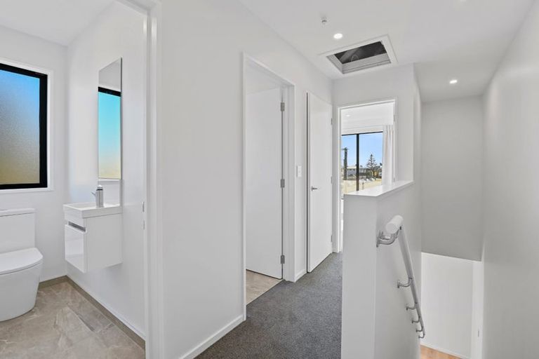 Photo of property in 5/64 Brockworth Place, Riccarton, Christchurch, 8011