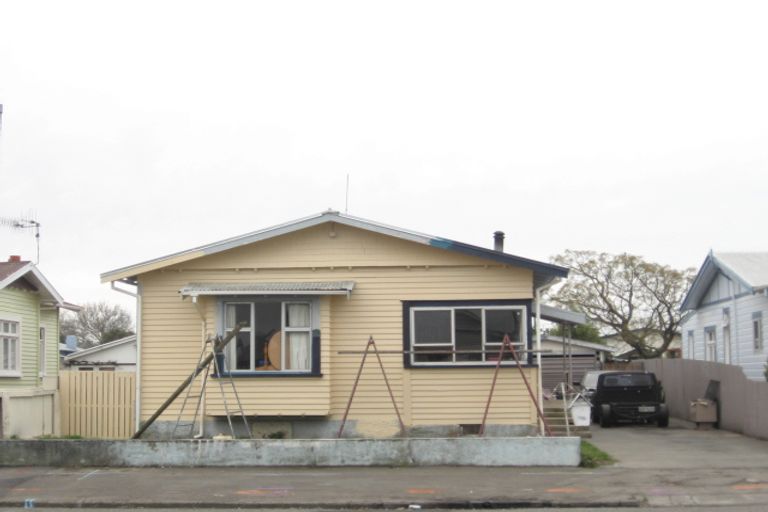 Photo of property in 19 Creagh Street, Te Awa, Napier, 4110