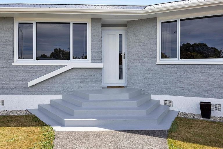 Photo of property in 11 Mccarthy Street, Hawera, 4610