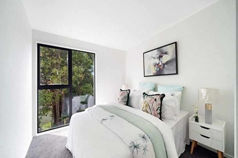 Photo of property in 30 Brandon Road, Glen Eden, Auckland, 0602
