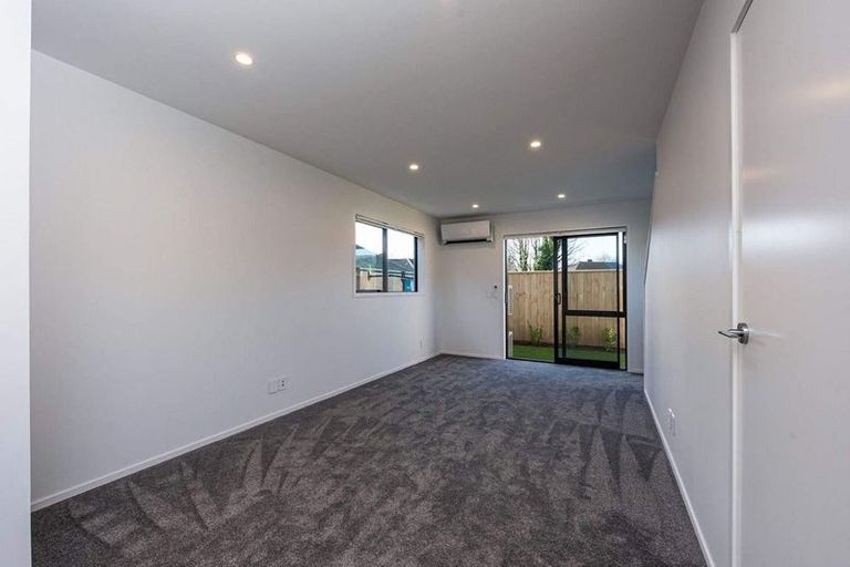 Photo of property in 7/182 Cambridge Terrace, Fairfield, Lower Hutt, 5011