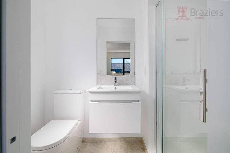 Photo of property in 3/77 Wainui Street, Riccarton, Christchurch, 8041