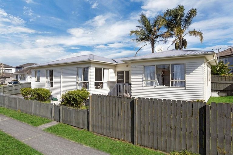 Photo of property in 21 Kautami Avenue, Papatoetoe, Auckland, 2025
