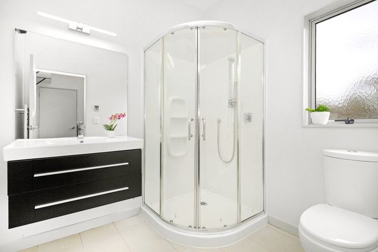 Photo of property in 15 Paparoa Crescent, Aotea, Porirua, 5024