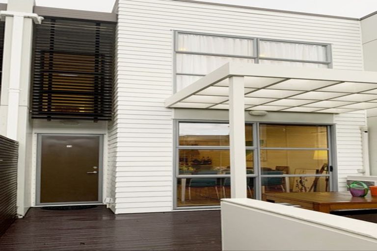 Photo of property in 49 The Track, Takanini, 2112