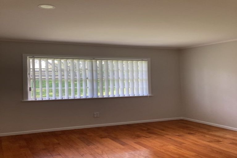 Photo of property in 80 Stottholm Road, Titirangi, Auckland, 0604