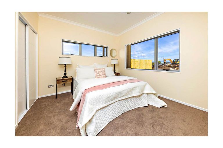 Photo of property in 47c Senator Drive, Manurewa, Auckland, 2105