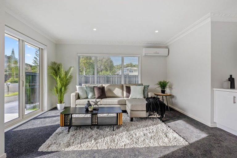 Photo of property in 1/486 Hibiscus Coast Highway, Orewa, 0931