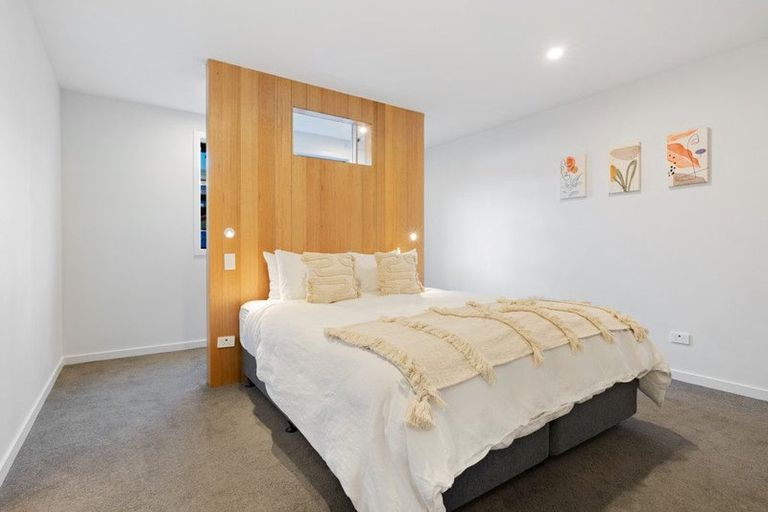 Photo of property in 20 Infinity Drive, Wanaka, 9305