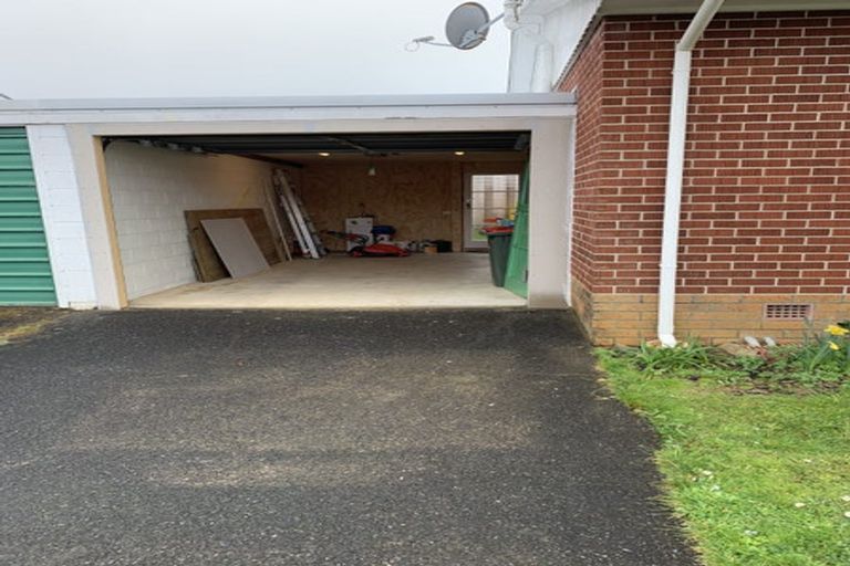 Photo of property in 11/81 Shakespeare Road, Milford, Auckland, 0620