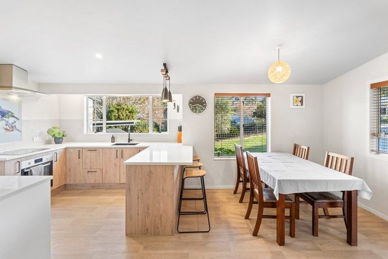 Photo of property in 5 Hatfield Heights, Hatfields Beach, Orewa, 0931