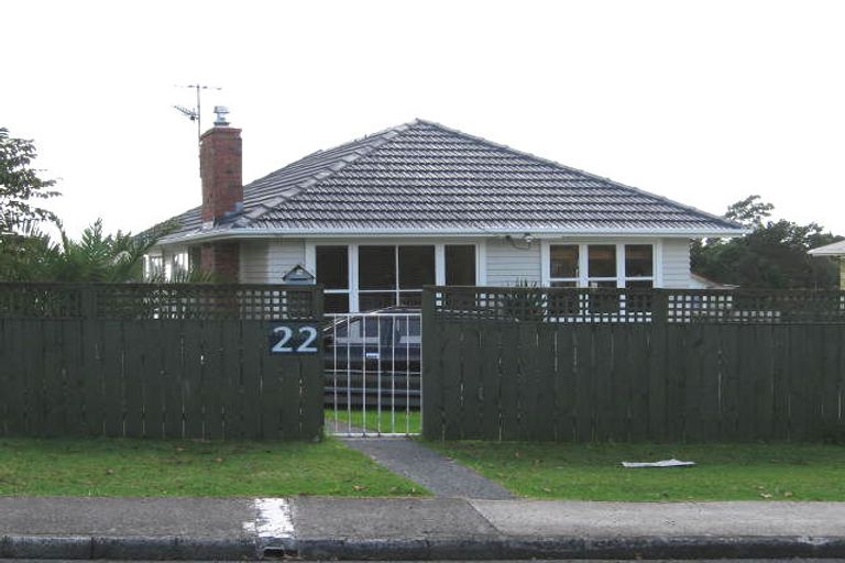 Photo of property in 22 Royal View Road, Te Atatu South, Auckland, 0610