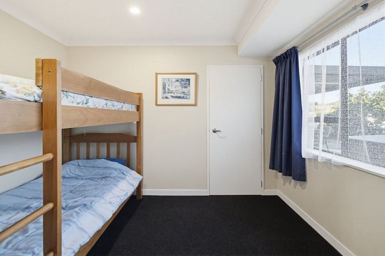 Photo of property in 77 Avondale Road, Taradale, Napier, 4112