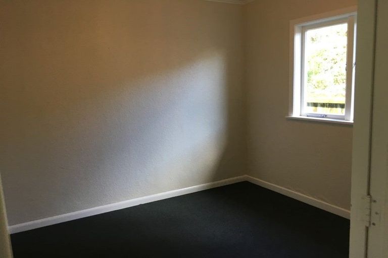 Photo of property in 26 Rathgar Road, Henderson, Auckland, 0610