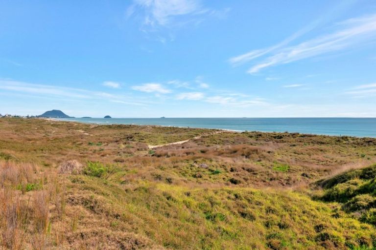 Photo of property in 11 Otira Place, Awapuni, Palmerston North, 4412