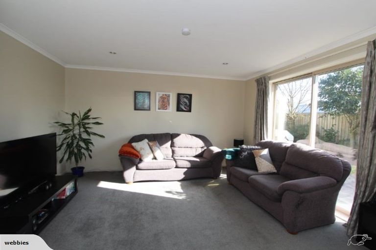 Photo of property in 128 Rolleston Drive, Rolleston, 7614