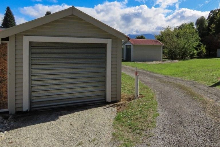 Photo of property in 4 Broadway, Reefton, 7830