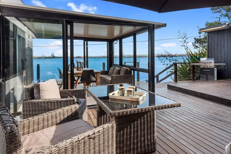 Photo of property in 126 Reotahi Road, Whangarei Heads, Whangarei, 0174