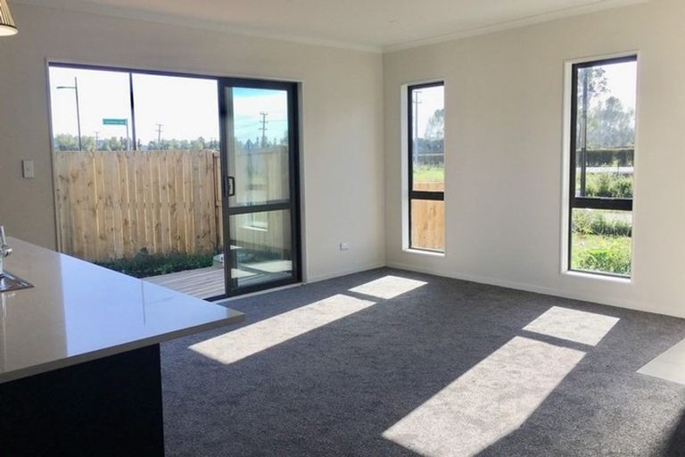 Photo of property in 38 Sapwood Crescent, Takanini, 2110