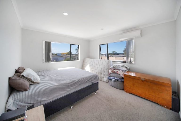 Photo of property in 16 Grangewood Close, Favona, Auckland, 2024