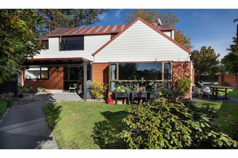 Photo of property in 161 Cashmere Road, Hoon Hay, Christchurch, 8025
