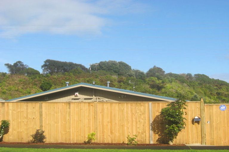 Photo of property in 38 Rangitake Drive, Spotswood, New Plymouth, 4310