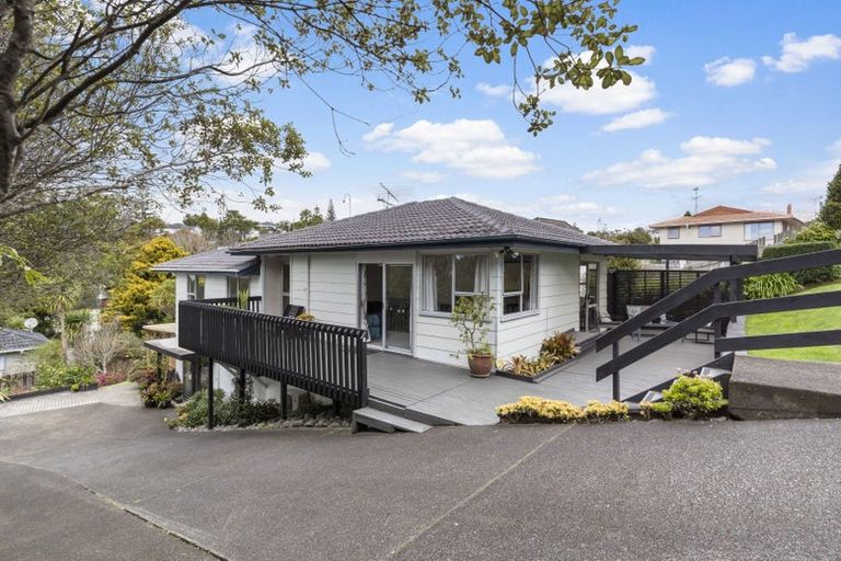Photo of property in 11 Sunburst Lane, Torbay, Auckland, 0630