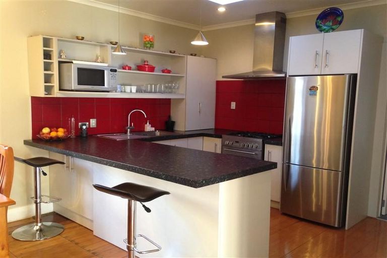 Photo of property in 67 Margan Avenue, New Lynn, Auckland, 0600