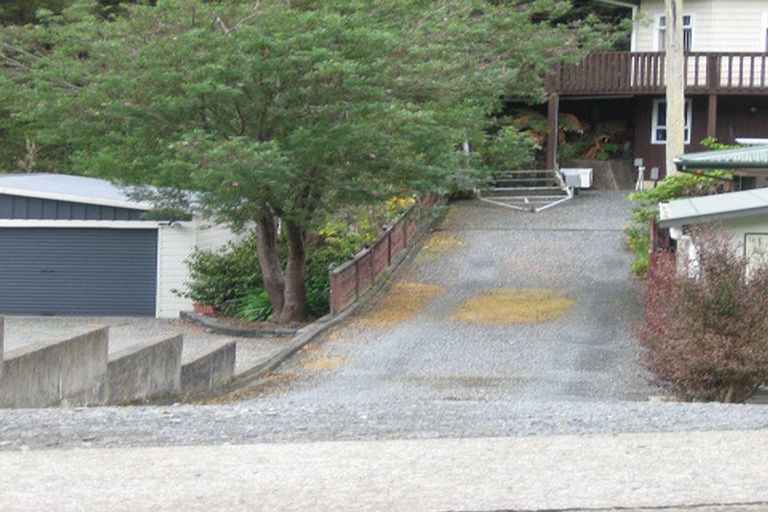 Photo of property in 47a Elmslie Road, Pinehaven, Upper Hutt, 5019