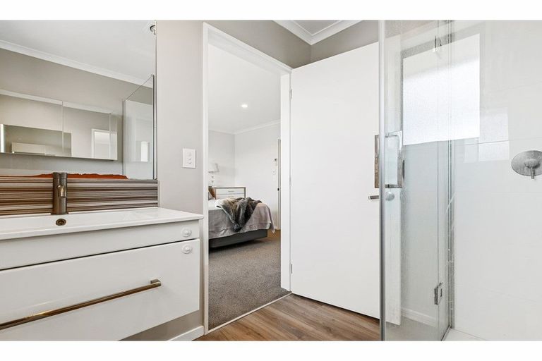 Photo of property in 15 Foxton Drive, Kaiapoi, 7630