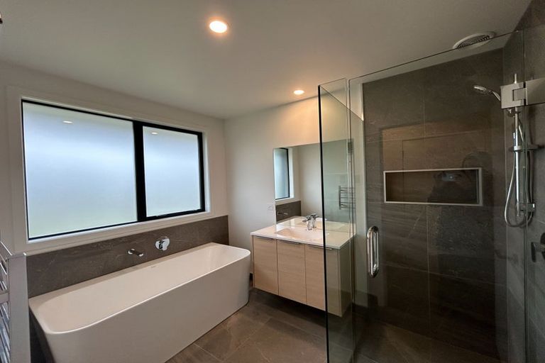 Photo of property in 139 Burden Loop, Lake Hawea, 9382