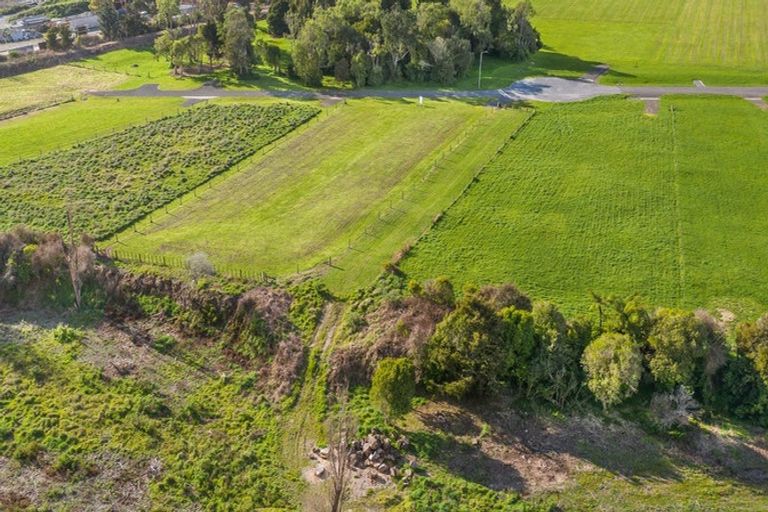 Photo of property in 29 Riverside Drive, Ohau, 5570