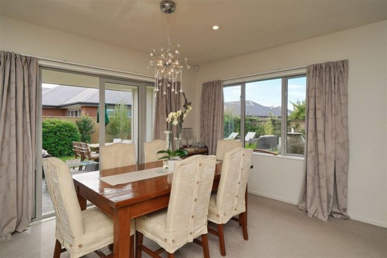 Photo of property in 5 Melville Crescent, Rolleston, 7614