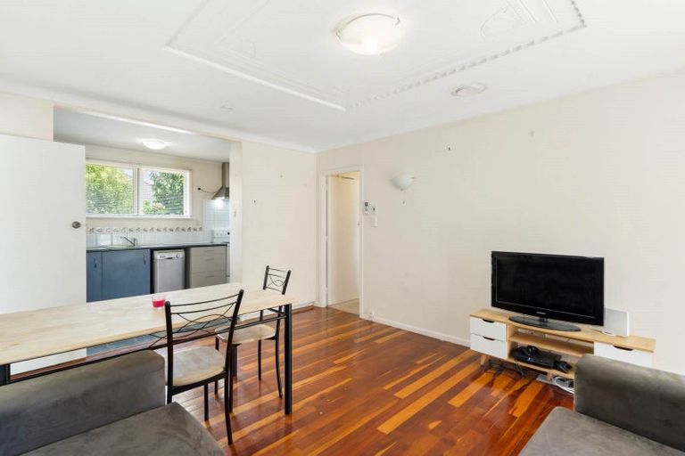 Photo of property in 2/142a Great South Road, Manurewa, Auckland, 2102