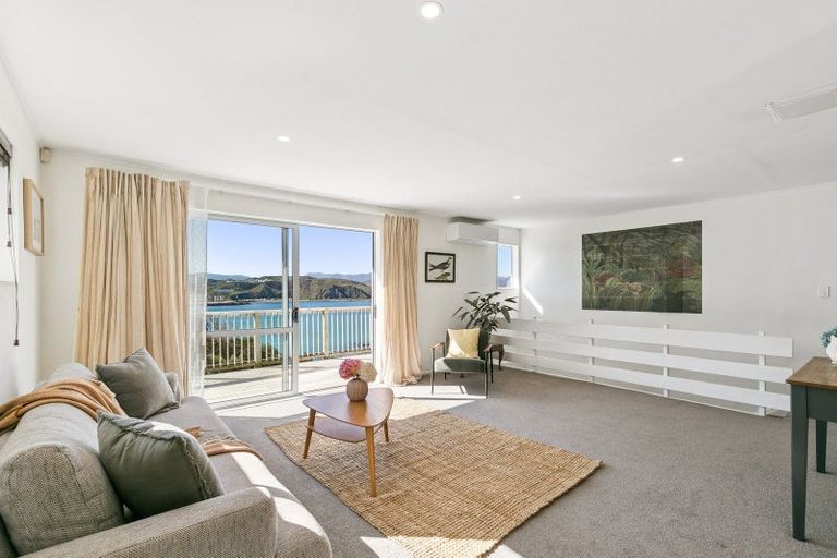 Photo of property in 5 Waitaha Way, Houghton Bay, Wellington, 6023