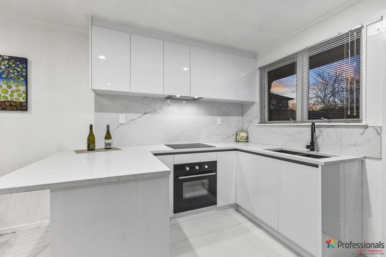 Photo of property in 1/13a Vine Street, Mangere East, Auckland, 2024