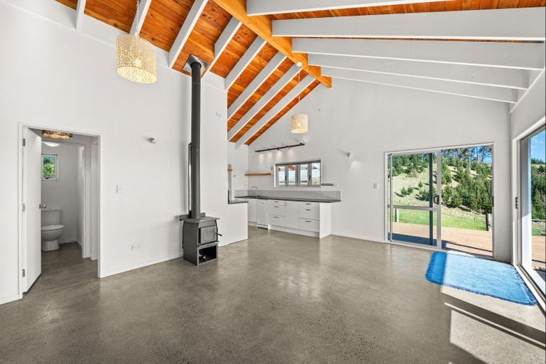 Photo of property in 275 Admiral Road, Admiral Hill, Gladstone, 5883