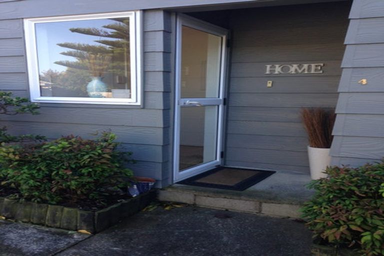 Photo of property in 4/56 Youngs Road, Papakura, 2110