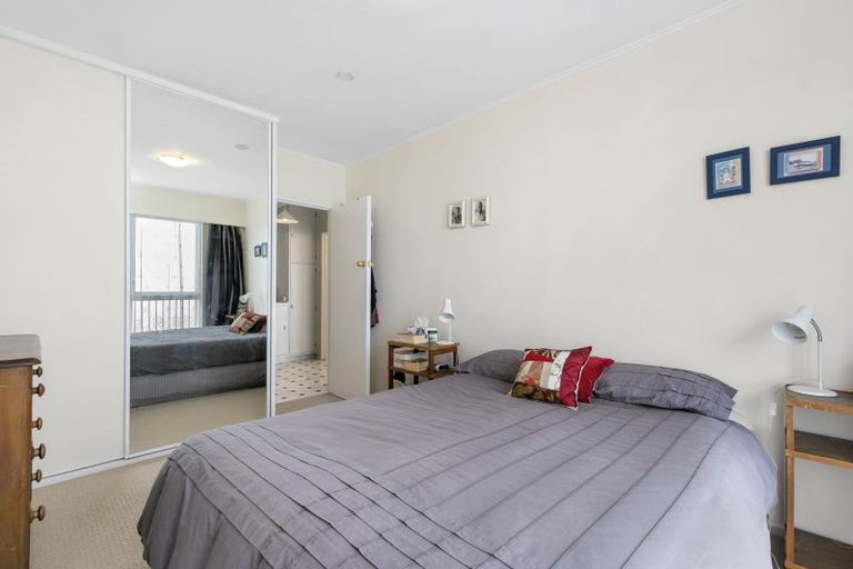 Photo of property in 31u7 Homebush Road, Khandallah, Wellington, 6035