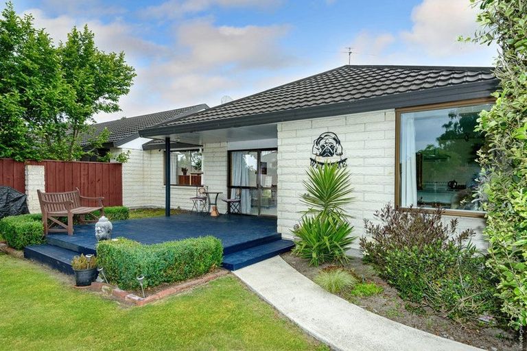 Photo of property in 42b Medina Crescent, Parklands, Christchurch, 8083
