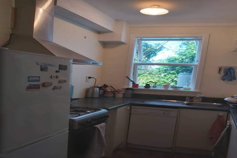Photo of property in 54u3 Kelburn Parade, Kelburn, Wellington, 6012
