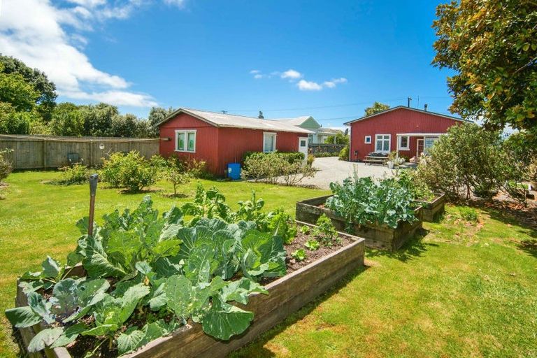 Photo of property in 150 Derby Street, Westport, 7825