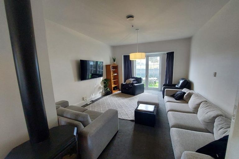 Photo of property in 214 Westminster Street, Mairehau, Christchurch, 8013