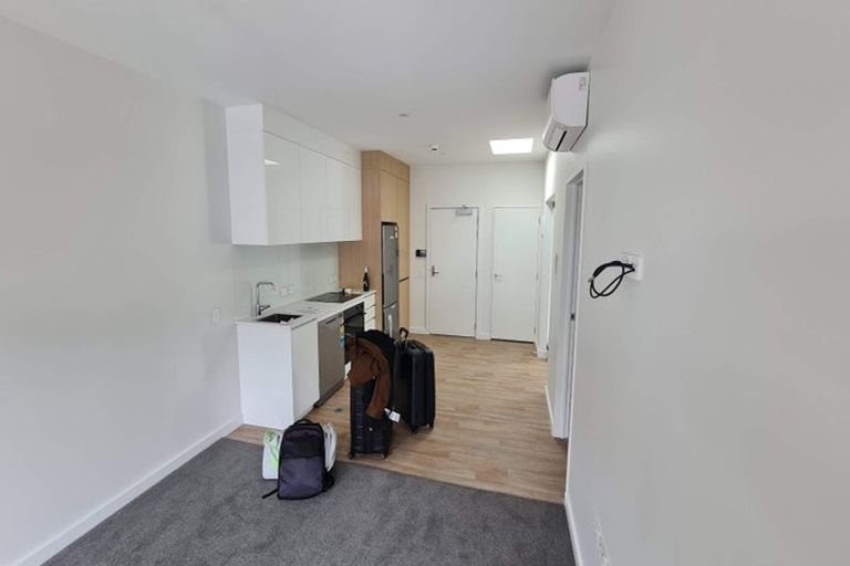 Photo of property in 16u4 Home Street, Mount Victoria, Wellington, 6011